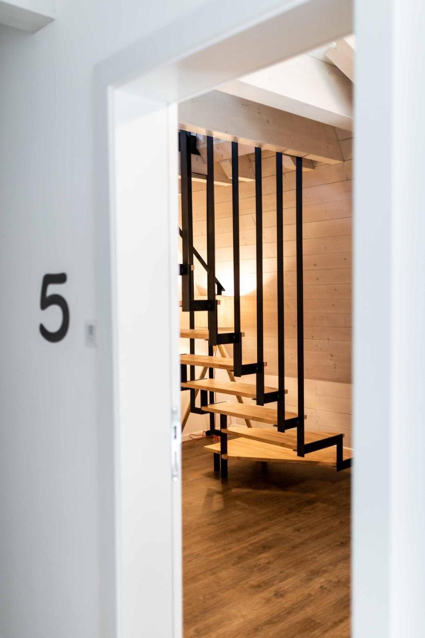Stay Cooper L Guesthouse Zum Loewen Merano Exteriér fotografie