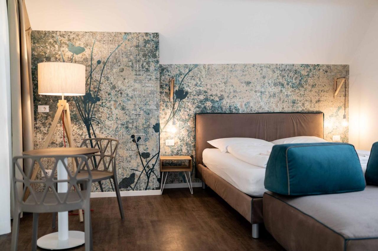 Stay Cooper L Guesthouse Zum Loewen Merano Exteriér fotografie