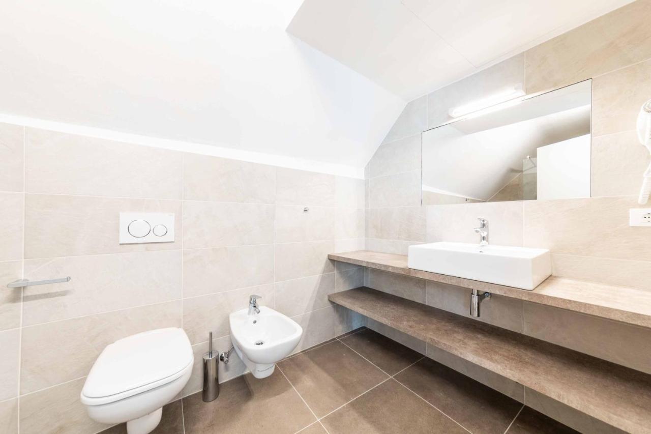 Stay Cooper L Guesthouse Zum Loewen Merano Exteriér fotografie