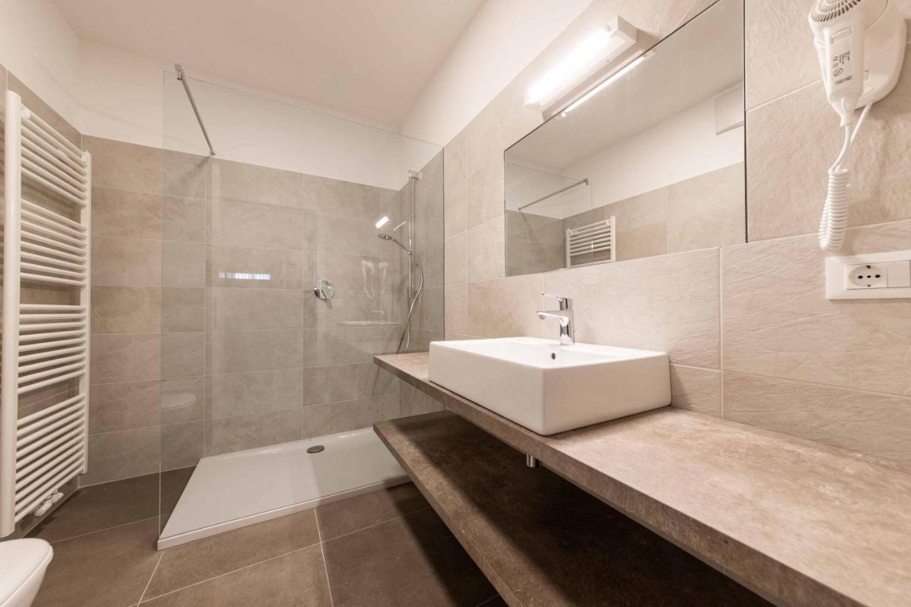 Stay Cooper L Guesthouse Zum Loewen Merano Exteriér fotografie